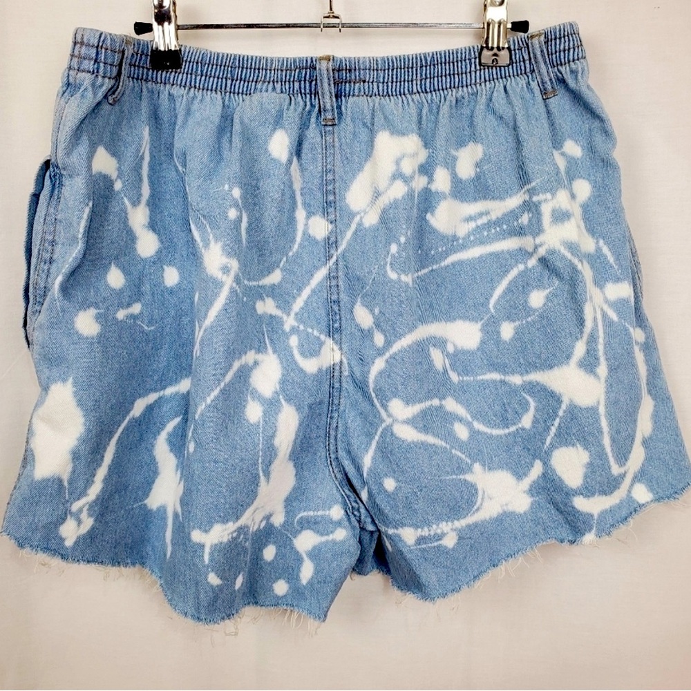 VTG 80's Roaman's highwaisted distressed bleach splatter cut-off shorts